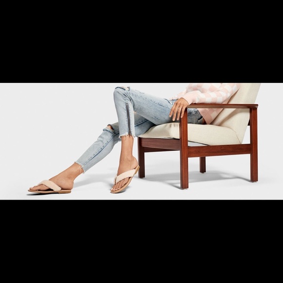 ugg alicia flip flop